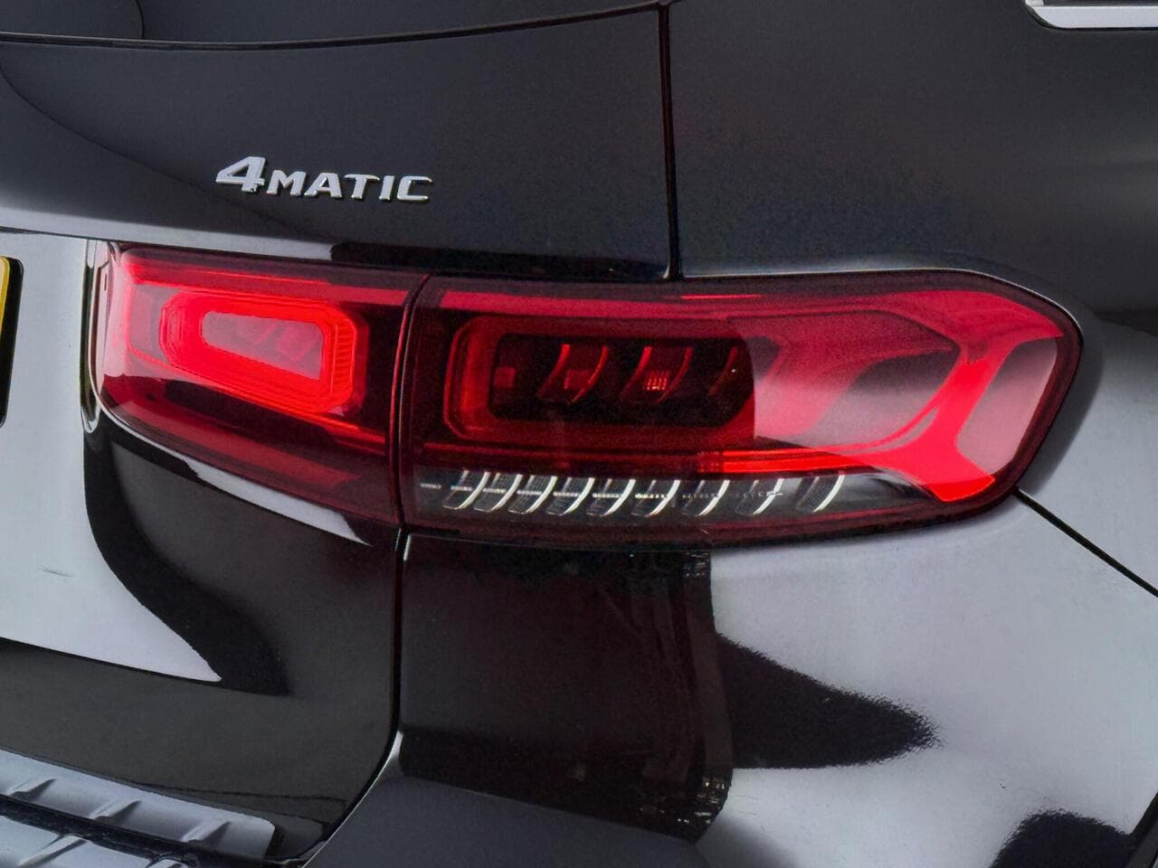 Mercedes-Benz GLB thumbnail Lights Rear