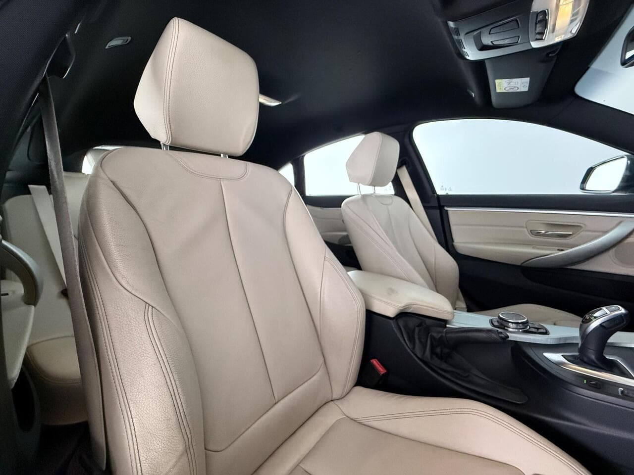BMW 4 Series Gran Coupe thumbnail Seat Driver