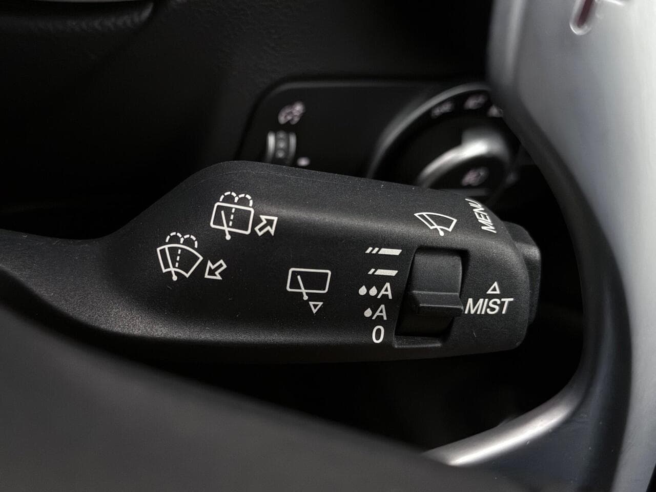 Alfa Romeo Stelvio thumbnail Misc Controls