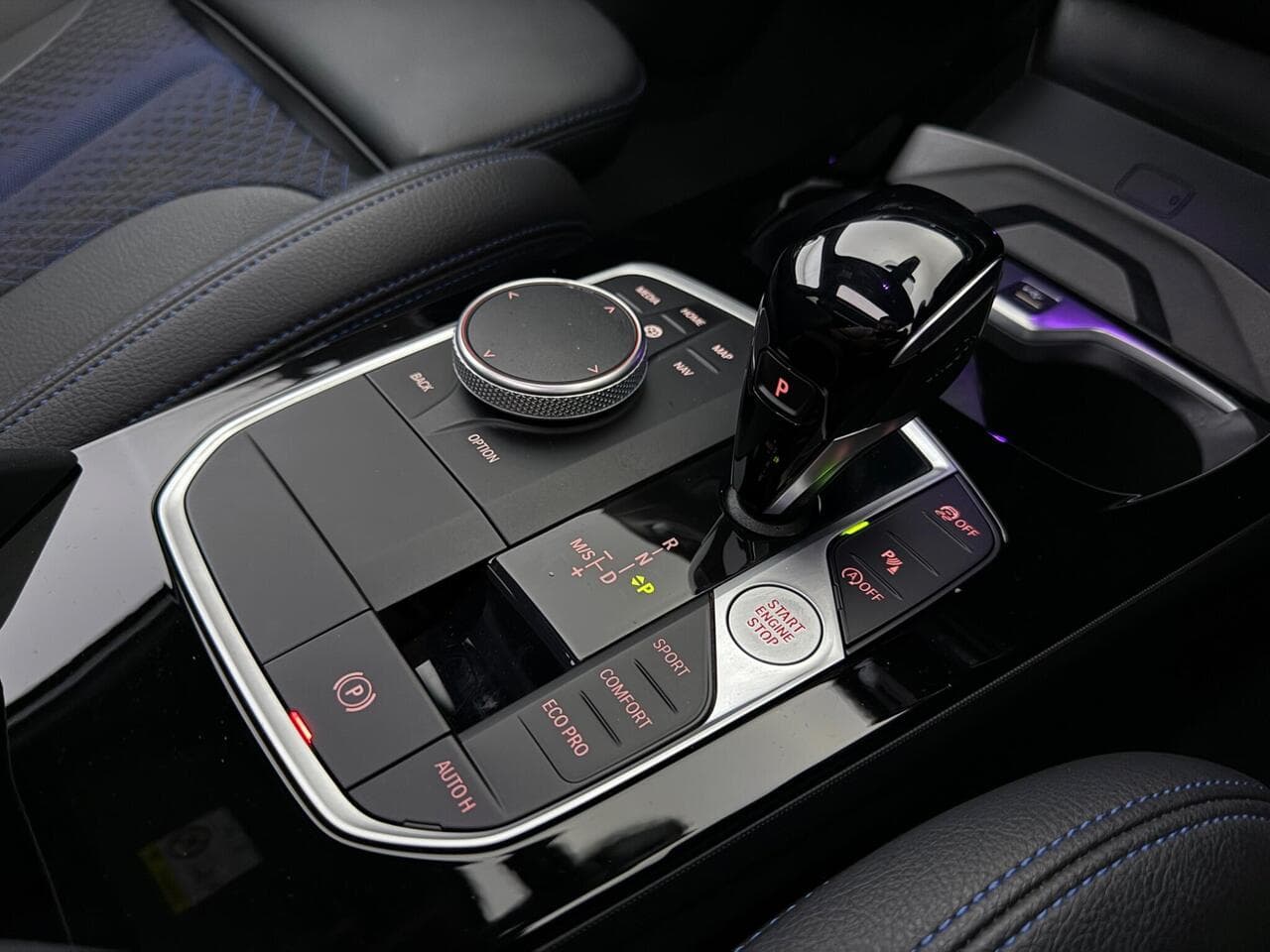BMW 1 Series thumbnail Interior Front