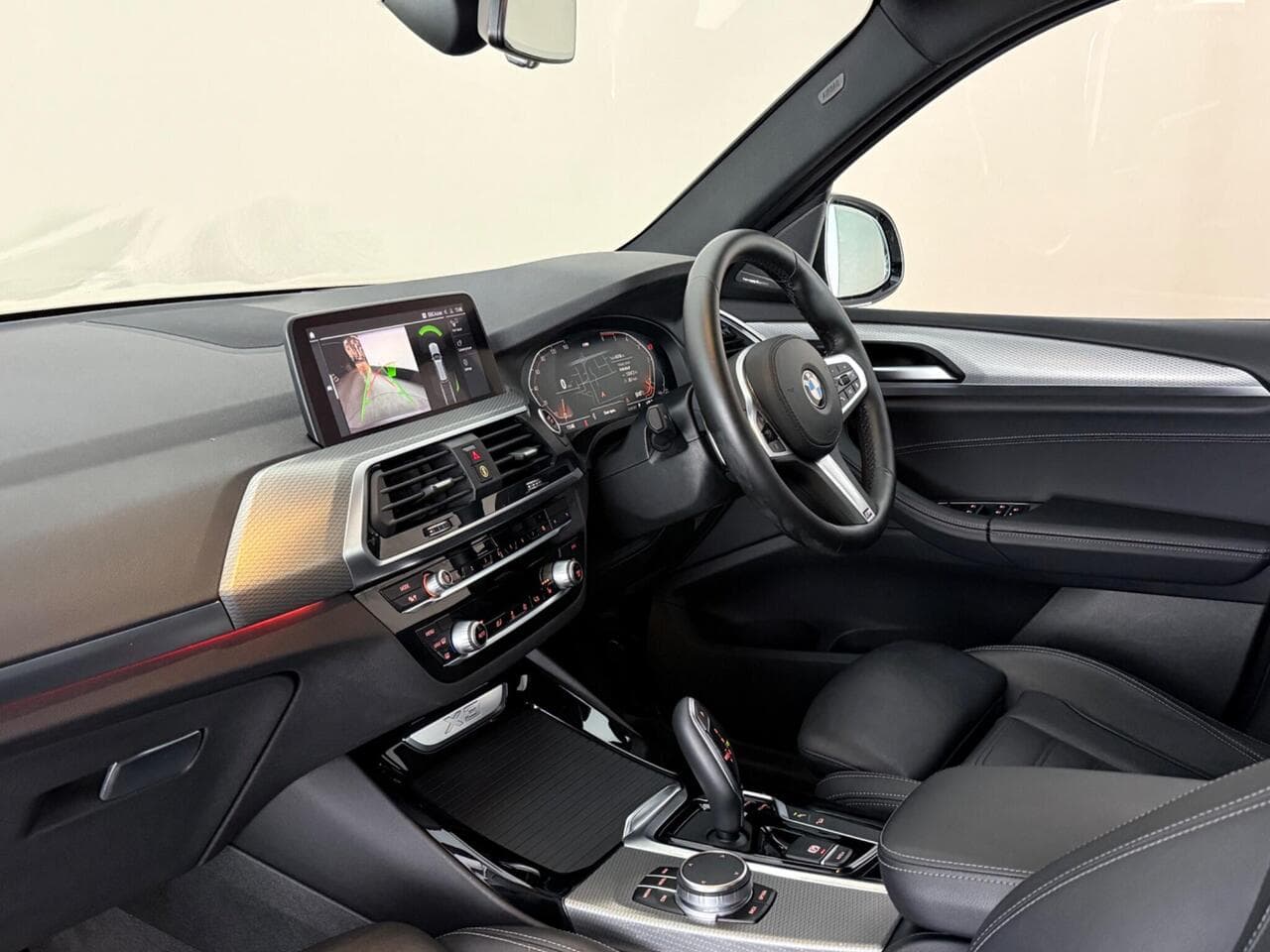 BMW X3 thumbnail Interior Front
