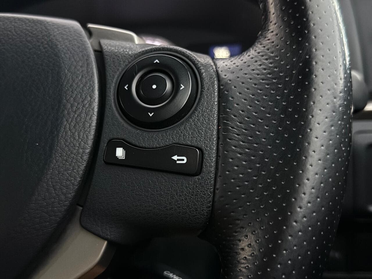Lexus CT thumbnail Misc Controls