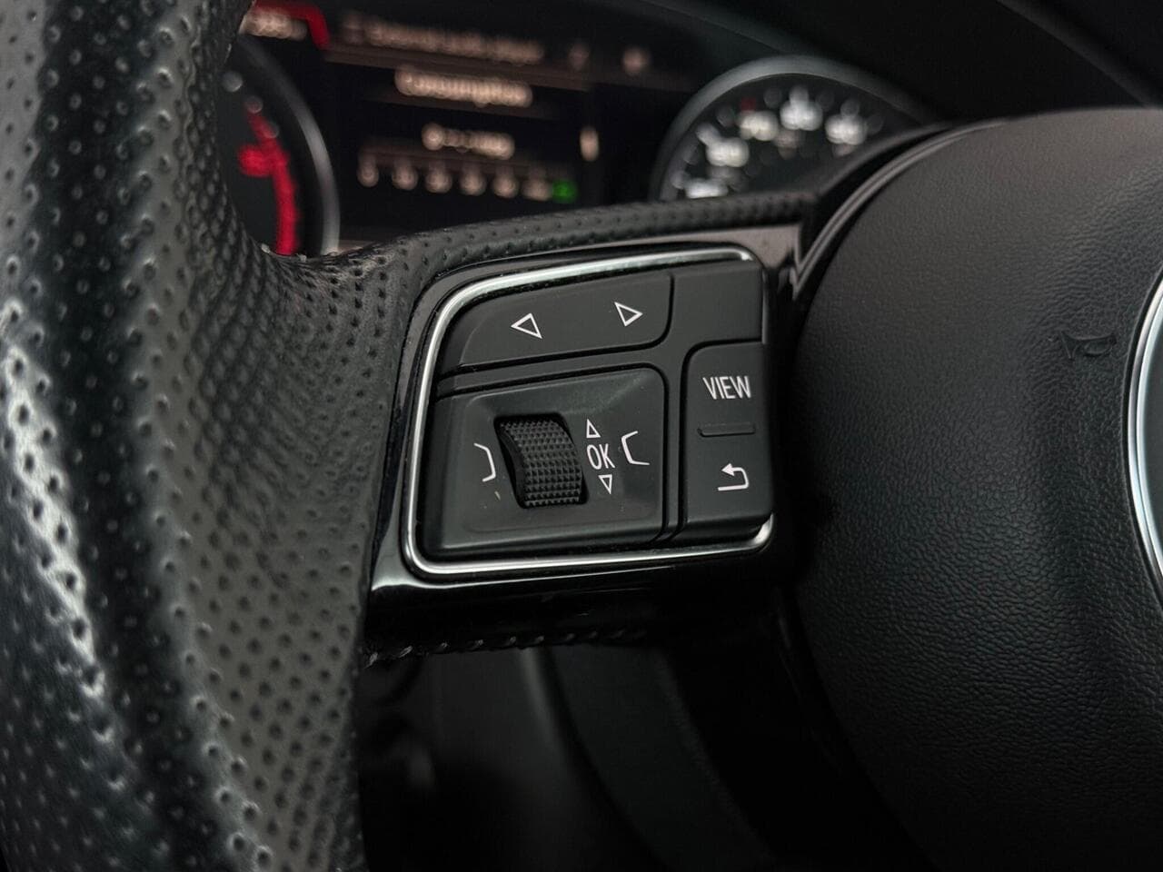 Audi A5 thumbnail Misc Controls