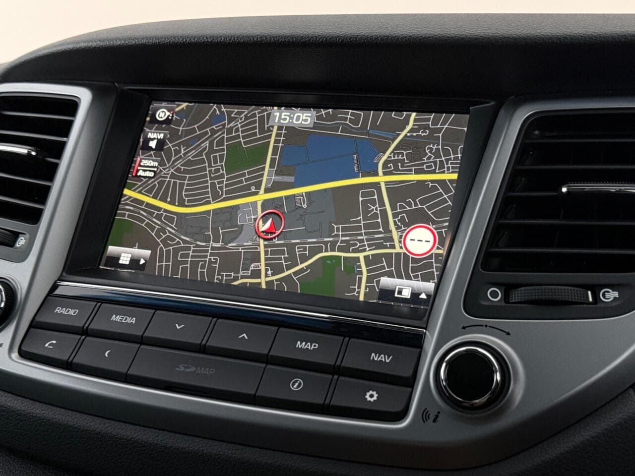 Hyundai TUCSON thumbnail Infotainment System