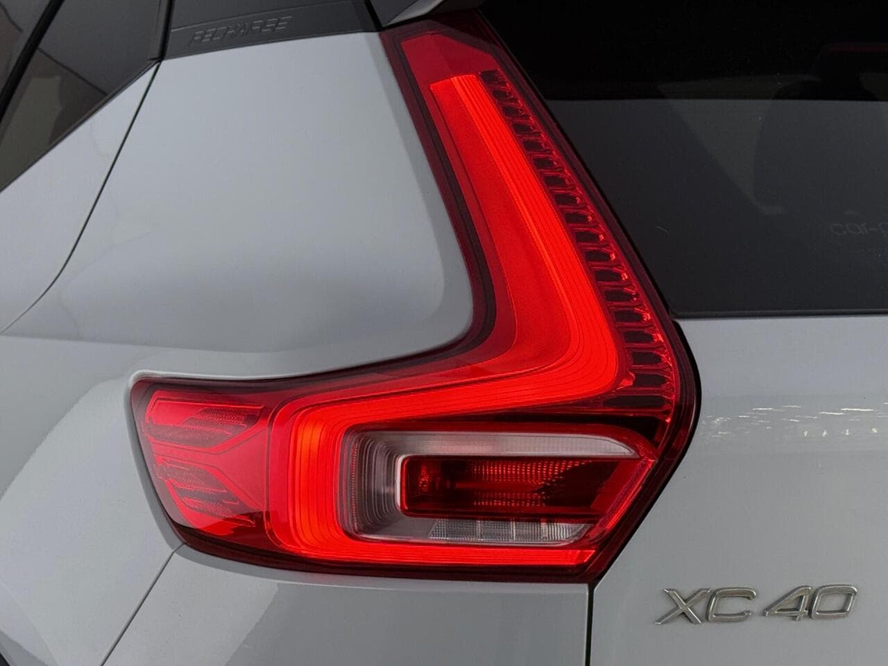Volvo XC40 thumbnail Lights Rear