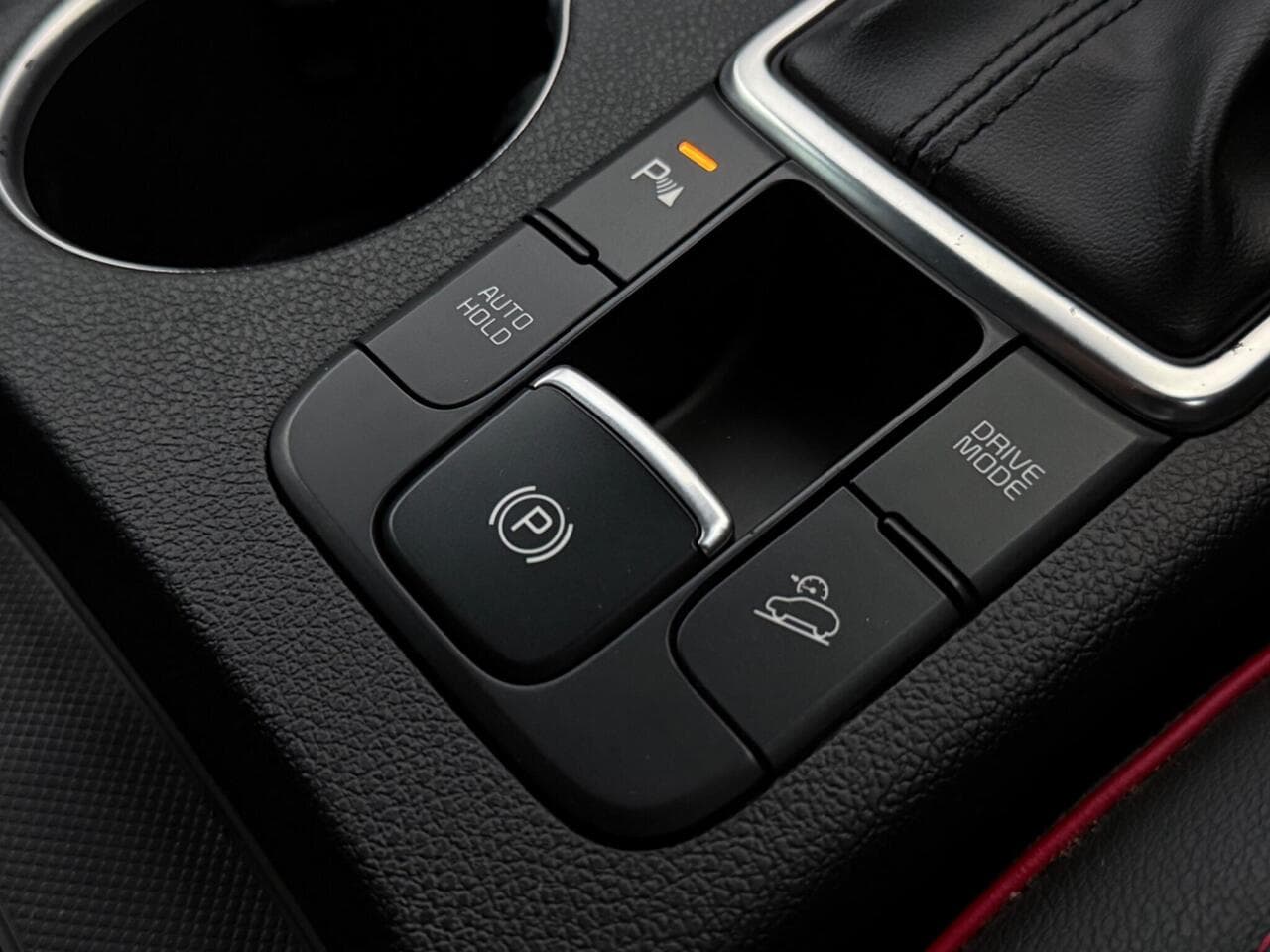 Kia Sportage thumbnail Misc Controls