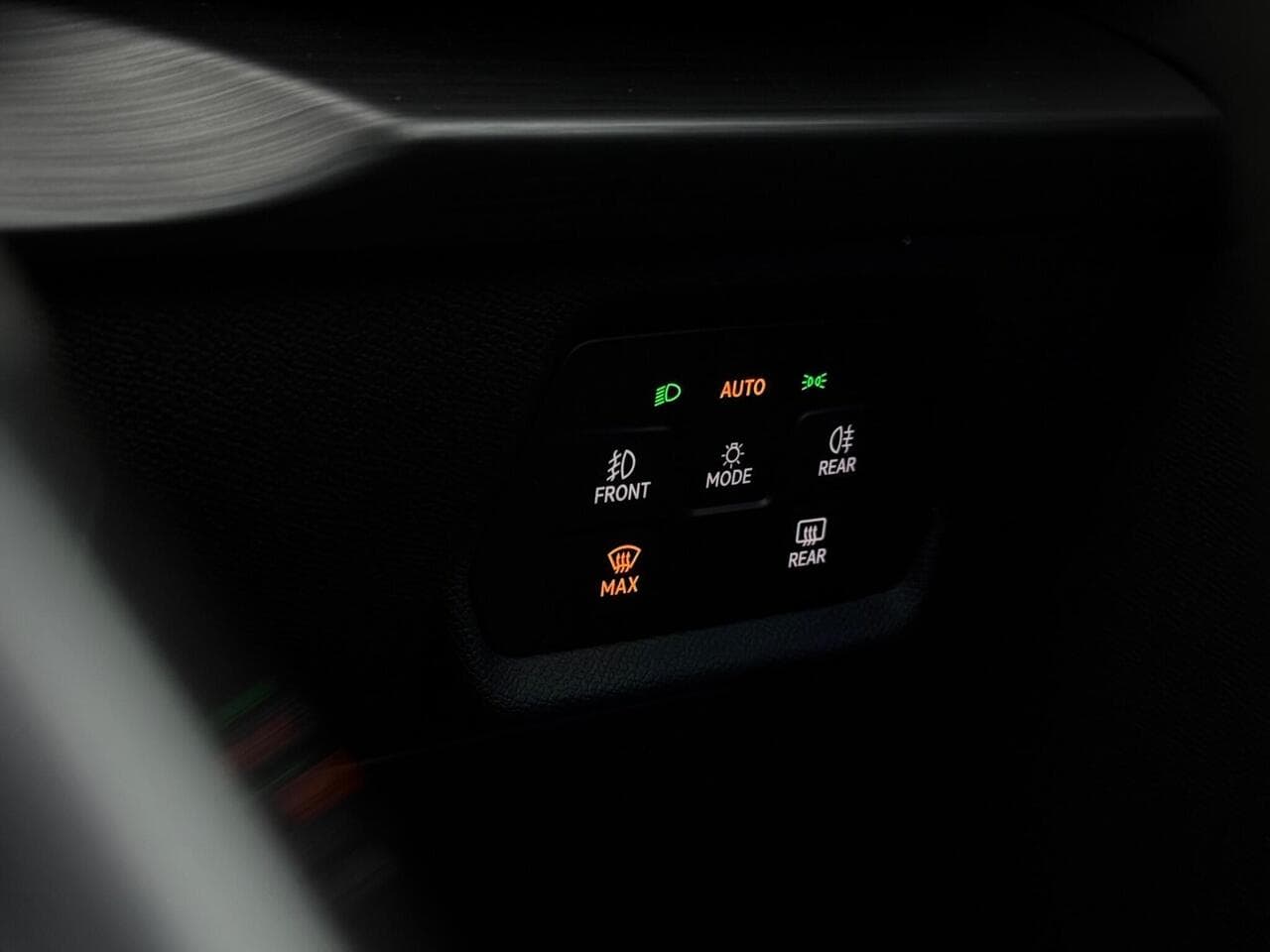 CUPRA Formentor thumbnail Misc Controls