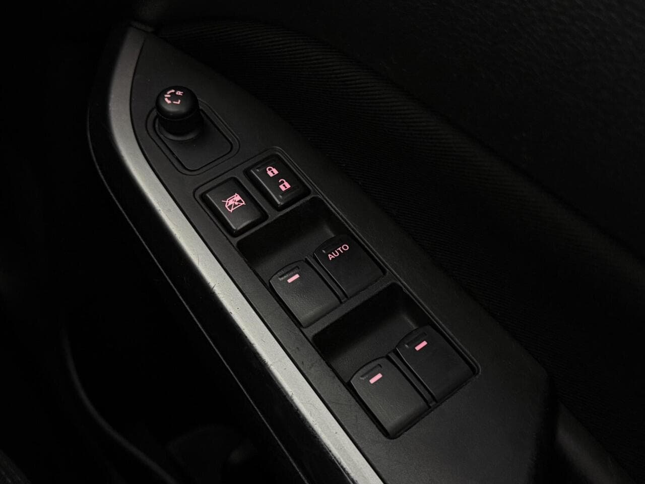 Suzuki Vitara thumbnail Misc Controls