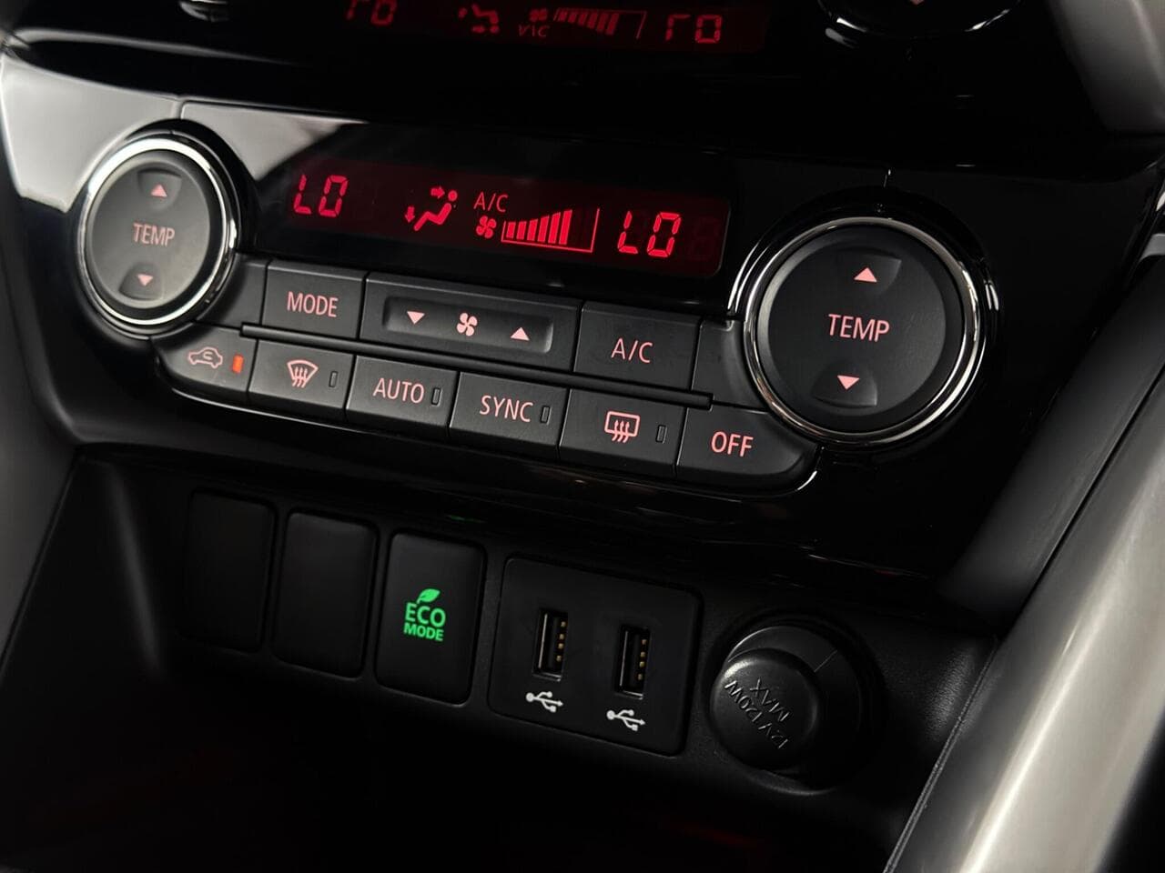 Mitsubishi Eclipse Cross thumbnail Inconclusive