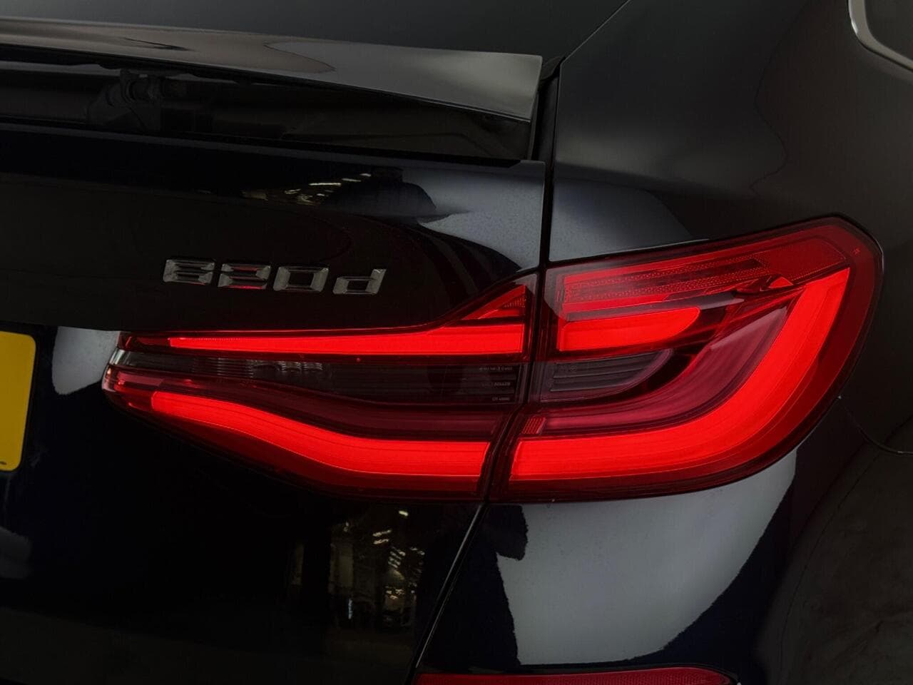 BMW 6 Series Gran Turismo thumbnail Lights Rear