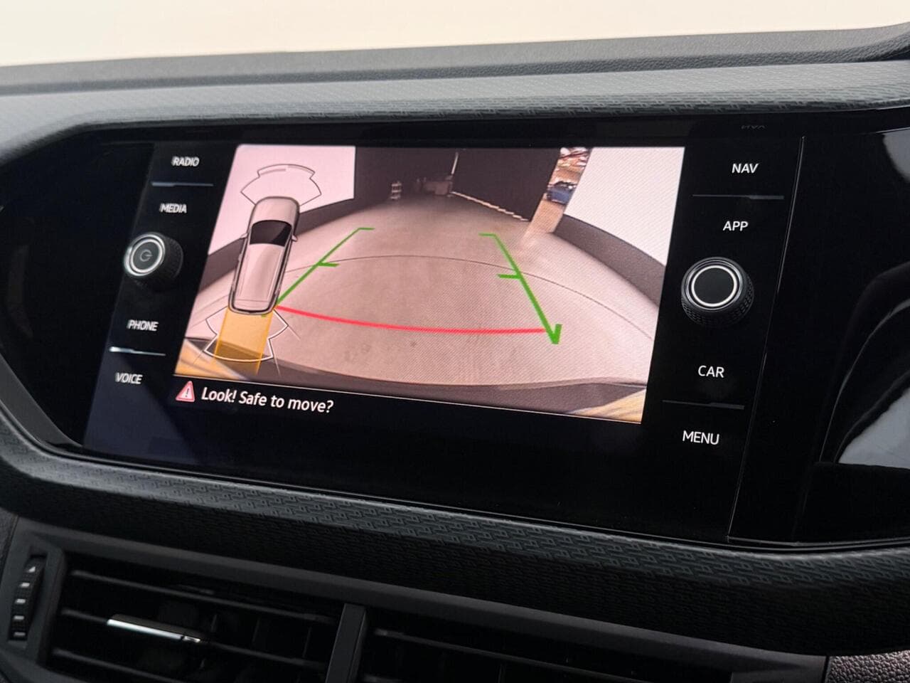 Volkswagen T-Cross thumbnail Infotainment System
