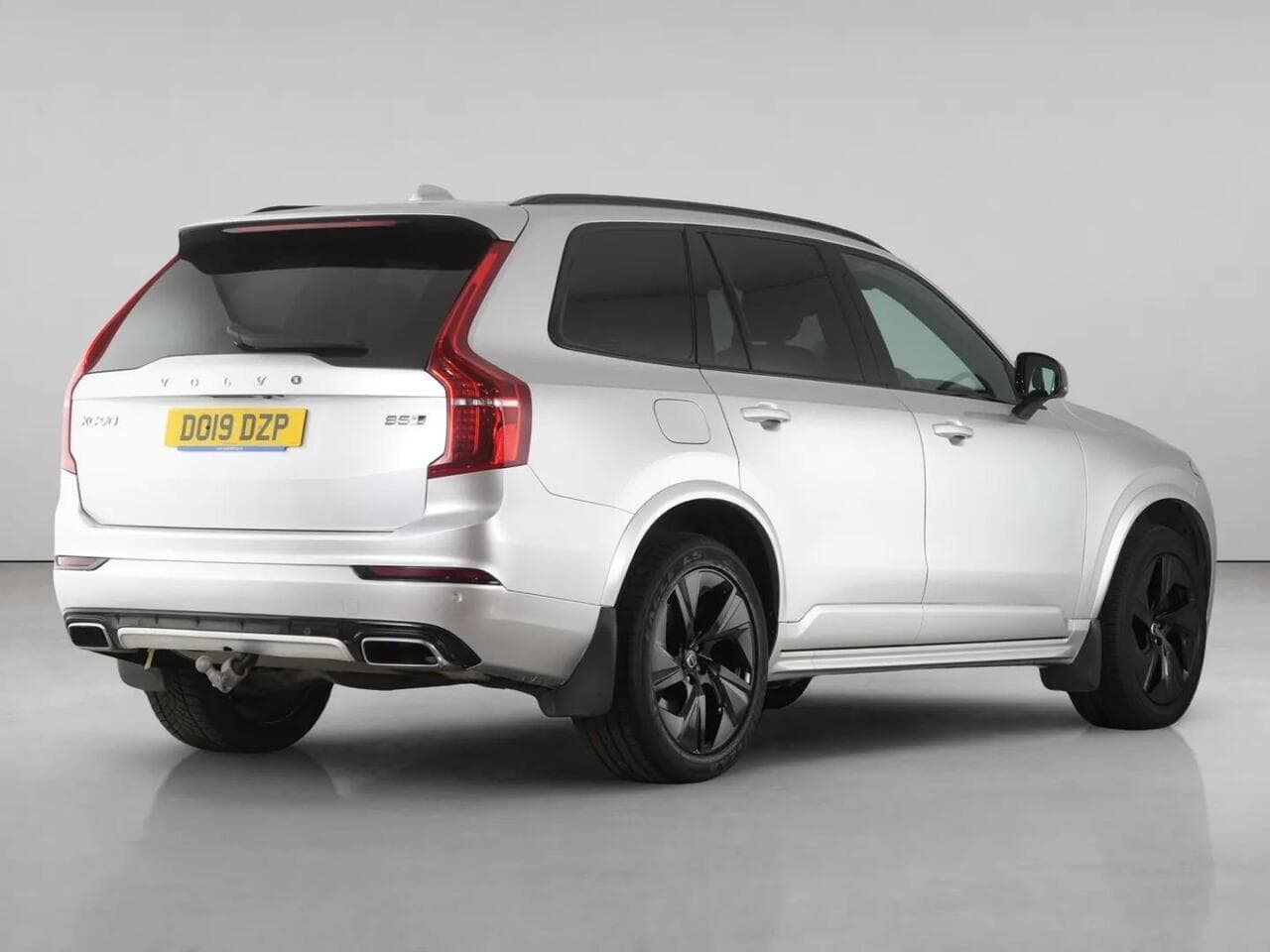 Volvo XC90 thumbnail Rear Right