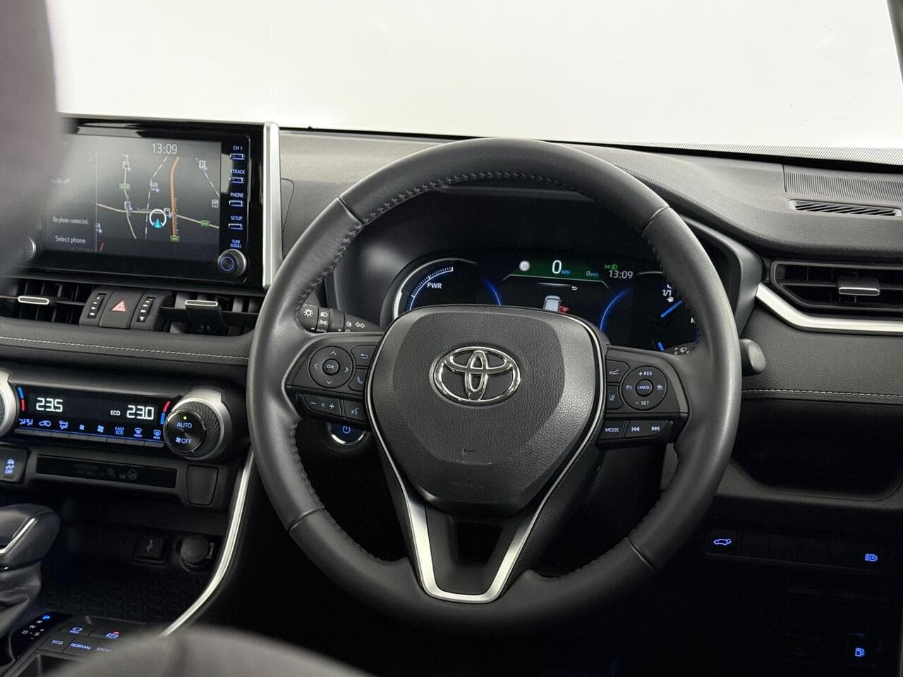 Toyota RAV4 thumbnail Steering Wheel