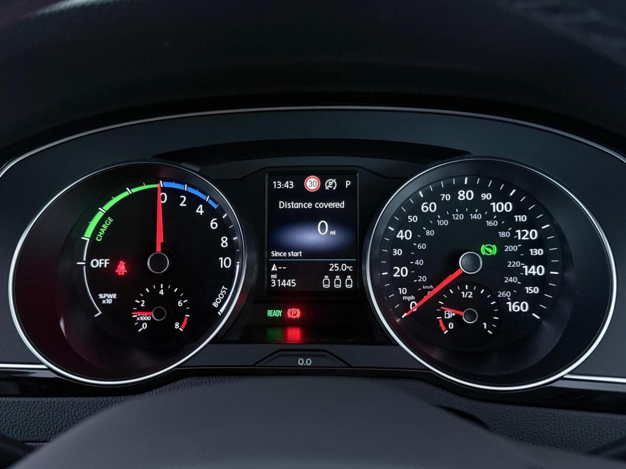 Volkswagen Passat thumbnail Driver Instruments