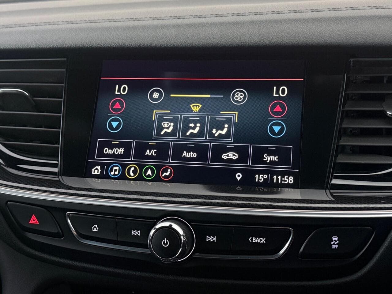 Vauxhall Insignia thumbnail Infotainment System