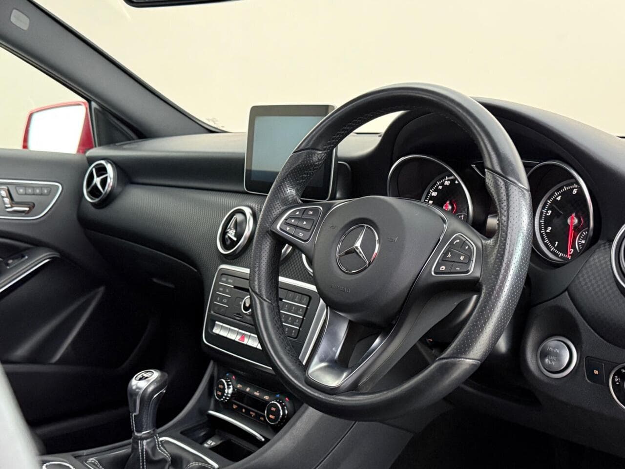 Mercedes-Benz A Class thumbnail Interior Front