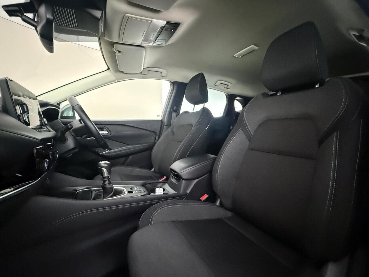 Nissan Qashqai thumbnail Seat Front Passenger
