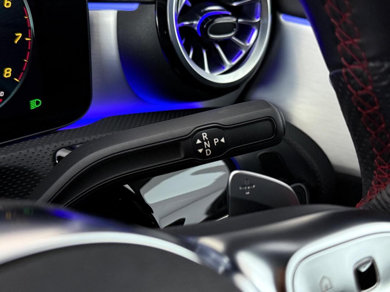 Mercedes-Benz CLA thumbnail Misc Controls