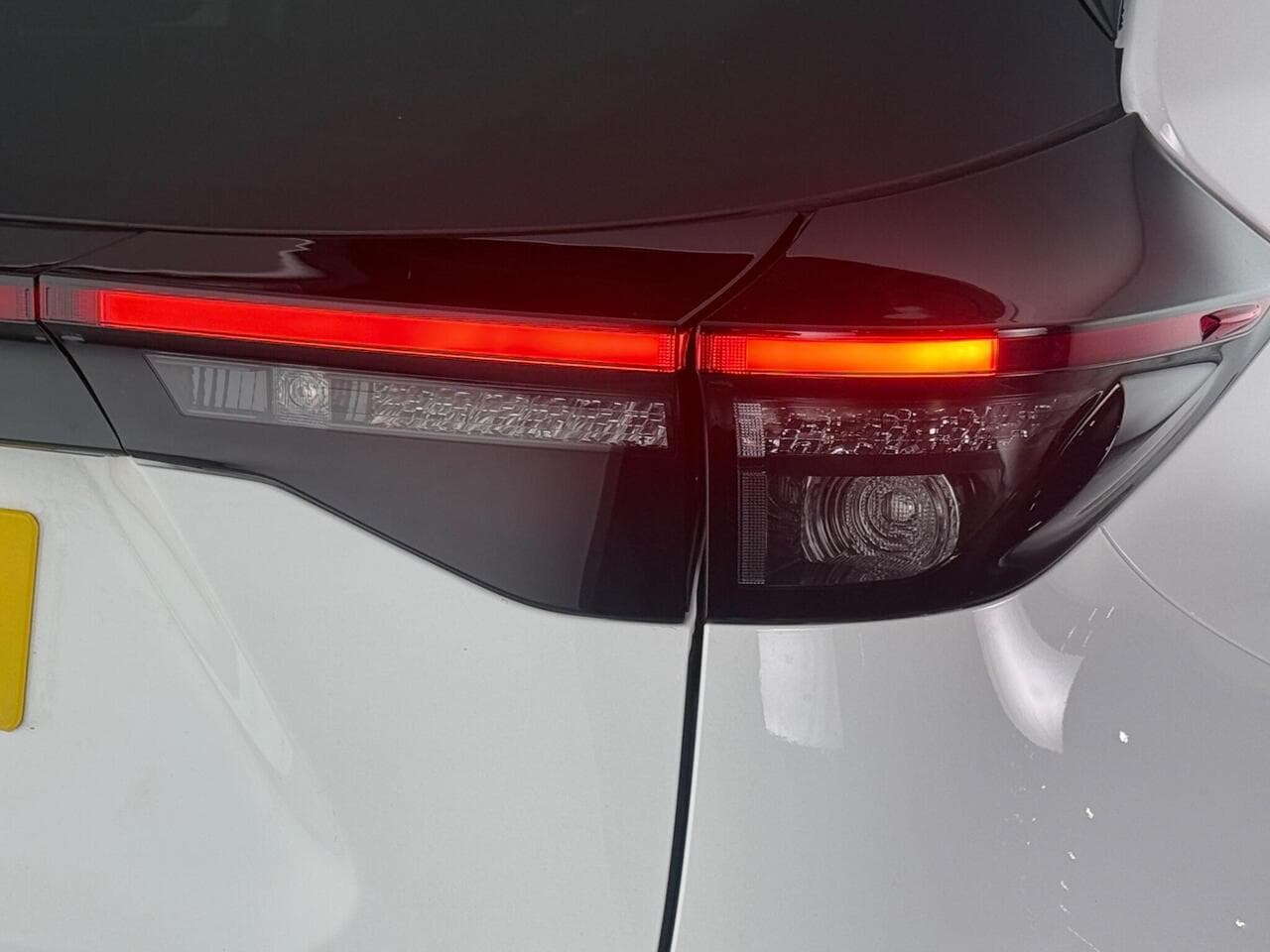Toyota Yaris Cross thumbnail Lights Rear