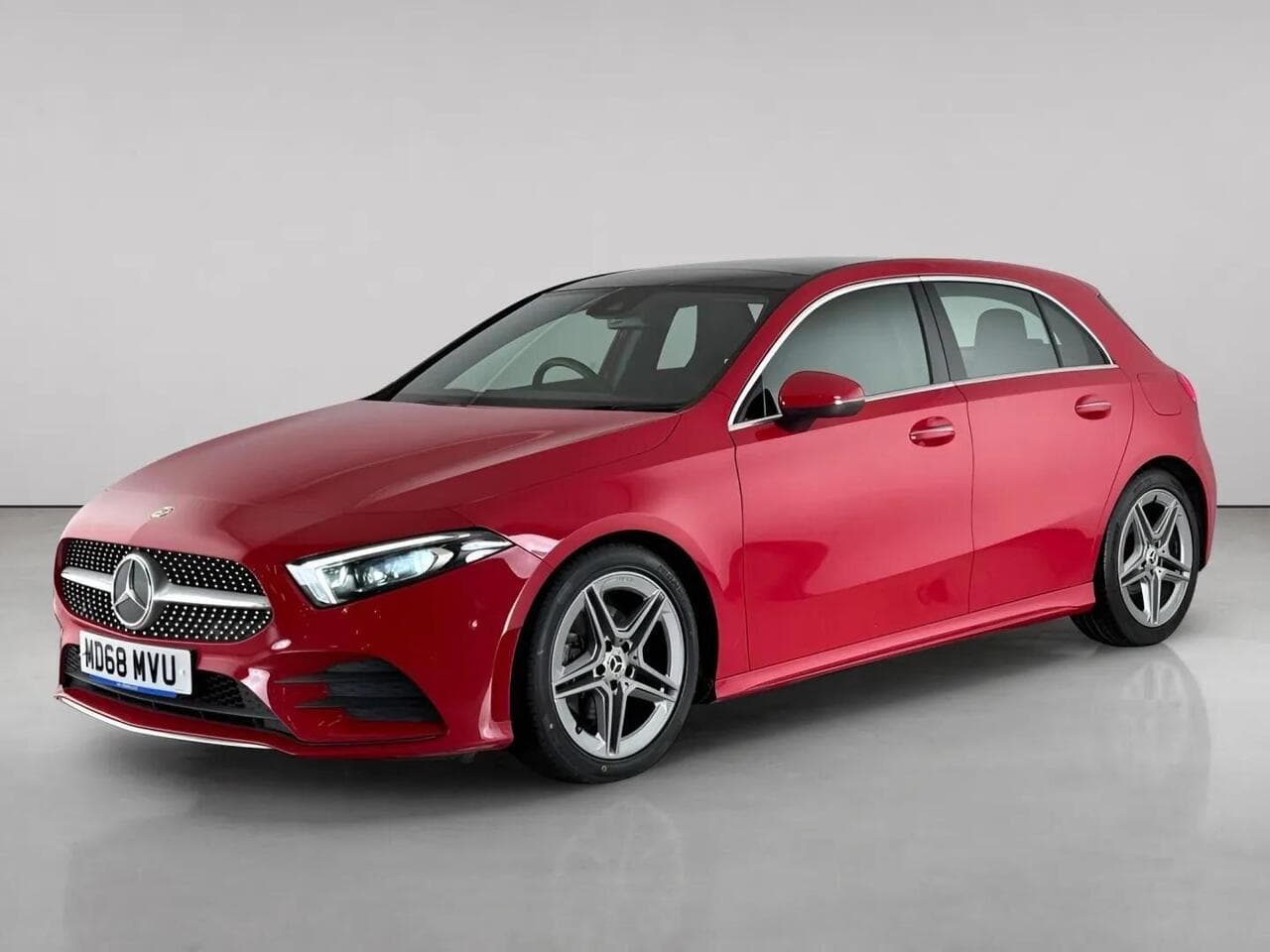 Mercedes-Benz A Class thumbnail Front Left