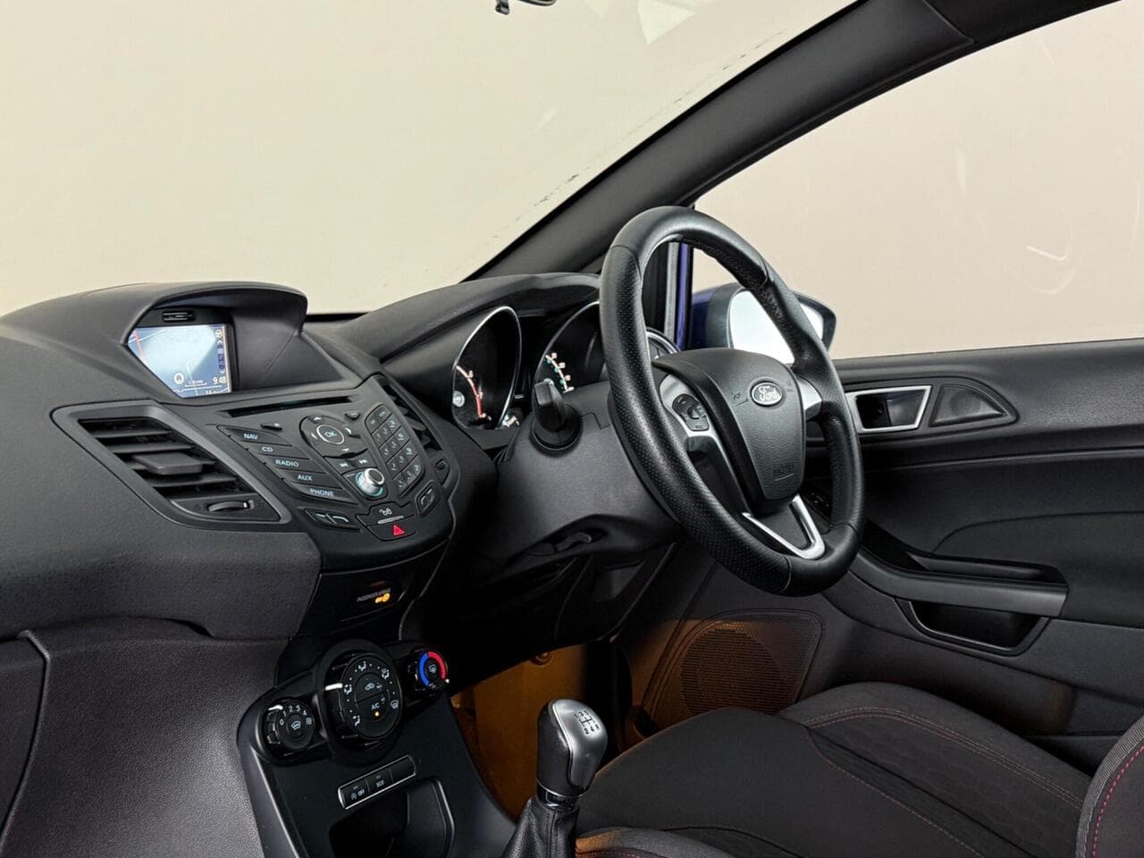 Ford Fiesta thumbnail Interior Front