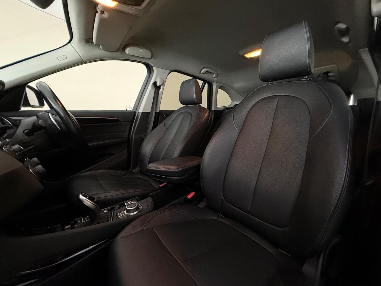 BMW X1 thumbnail Seat Front Passenger