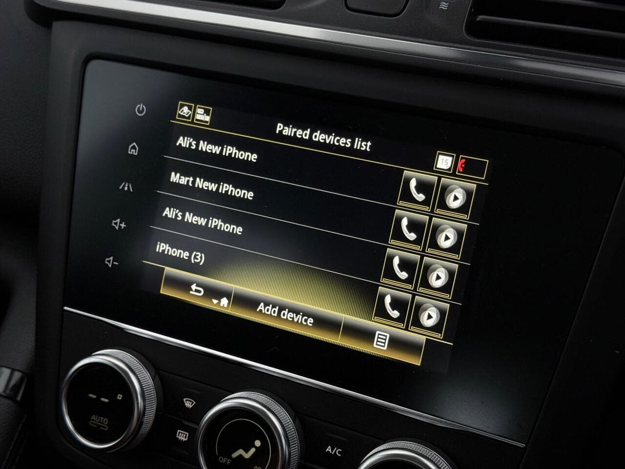 Renault Kadjar thumbnail Infotainment System
