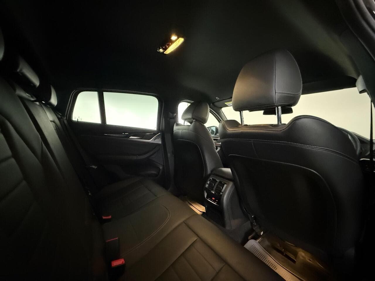 BMW X4 thumbnail Seats Rear