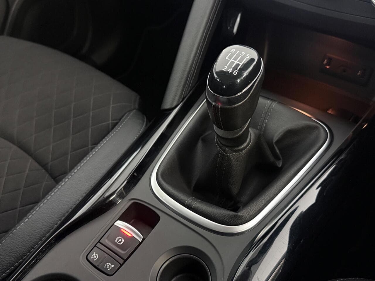 Renault Kadjar thumbnail Interior Front