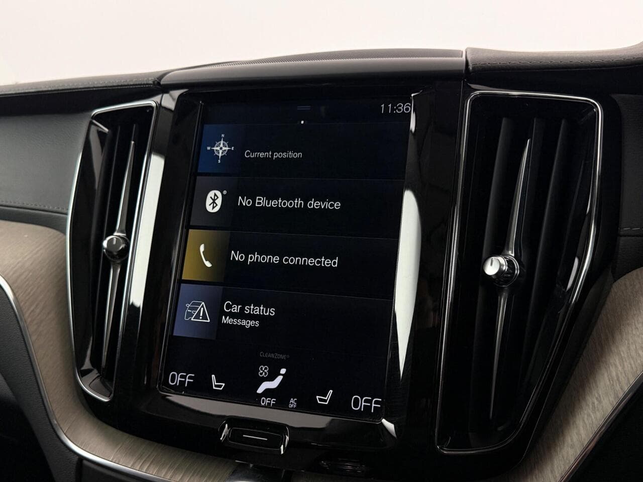 Volvo XC60 thumbnail Infotainment System