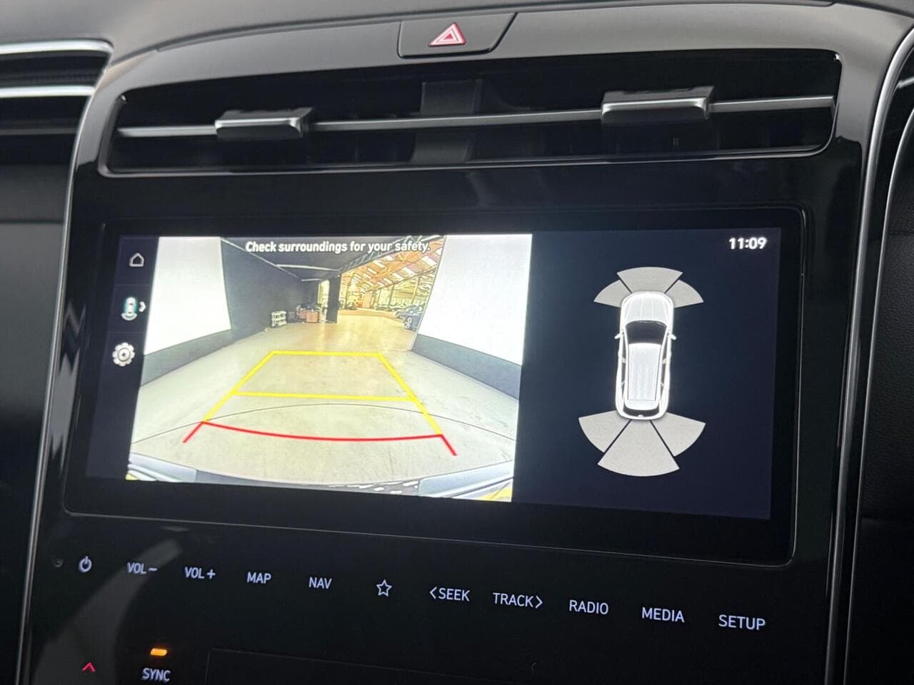 Hyundai TUCSON thumbnail Infotainment System