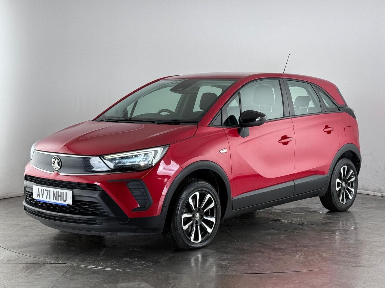 Vauxhall Crossland thumbnail Front Left