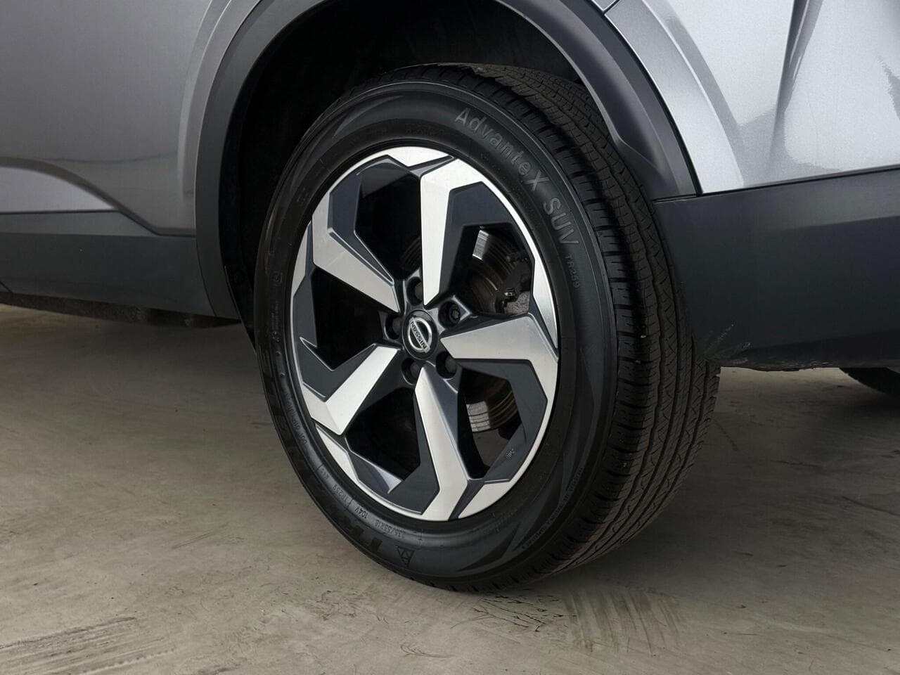Nissan Qashqai thumbnail Wheel