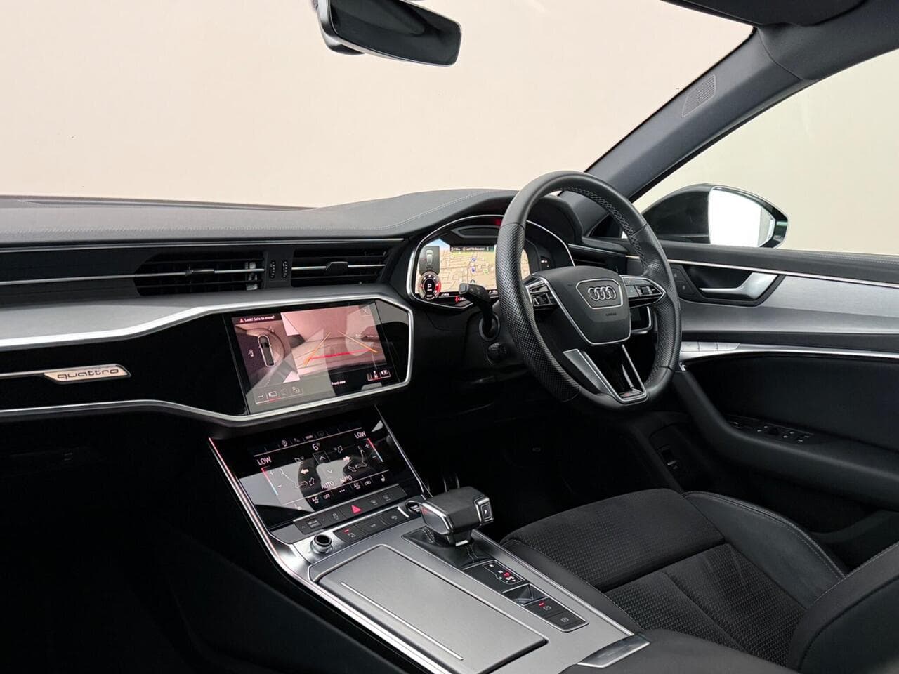Audi A6 Avant thumbnail Interior Front
