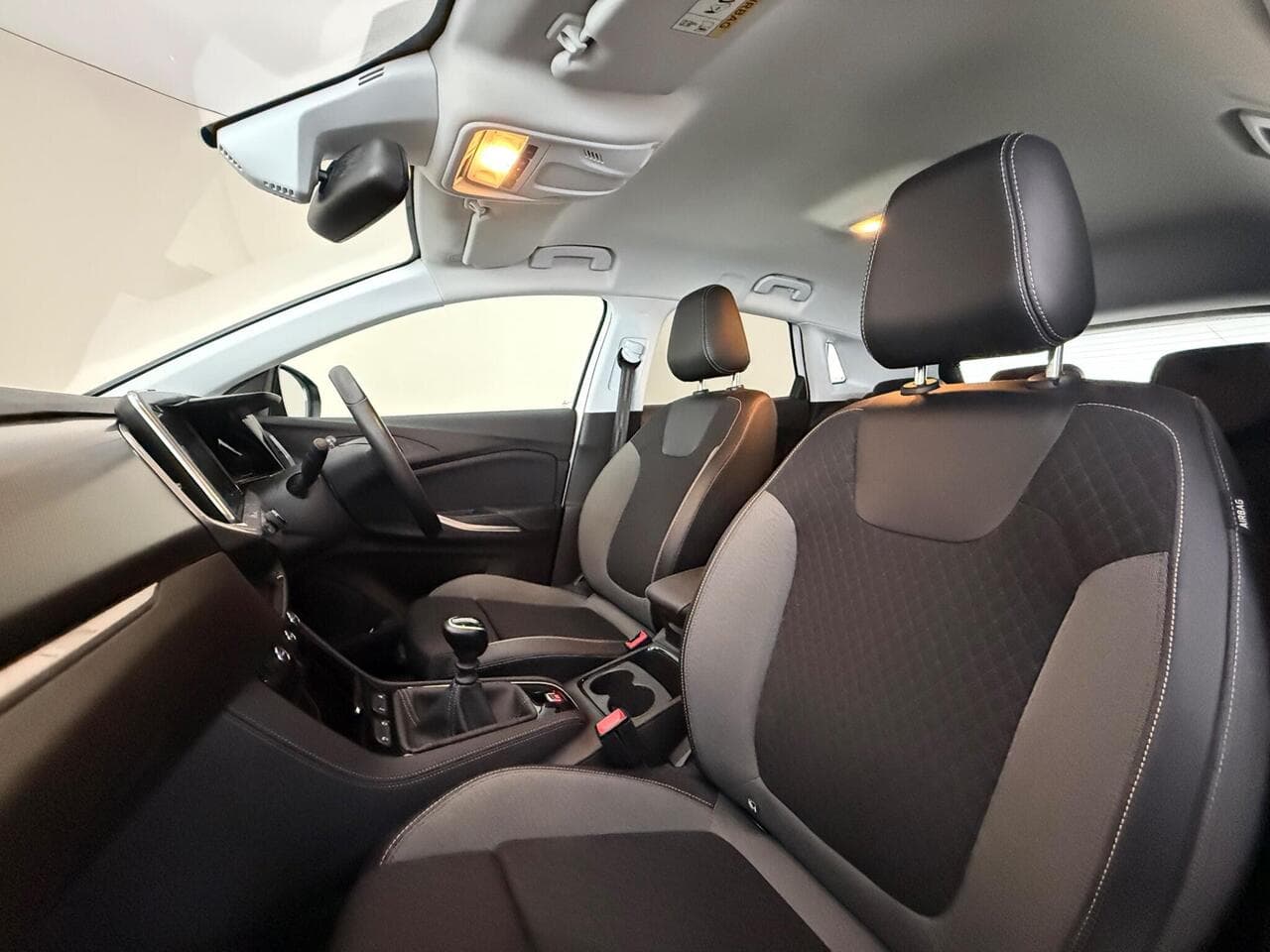 Vauxhall Grandland thumbnail Seat Front Passenger
