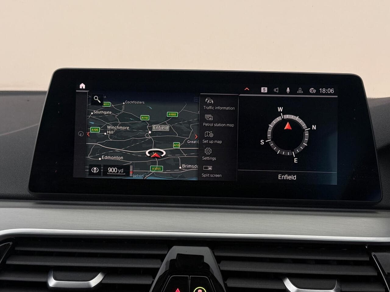 BMW 5 Series thumbnail Infotainment System