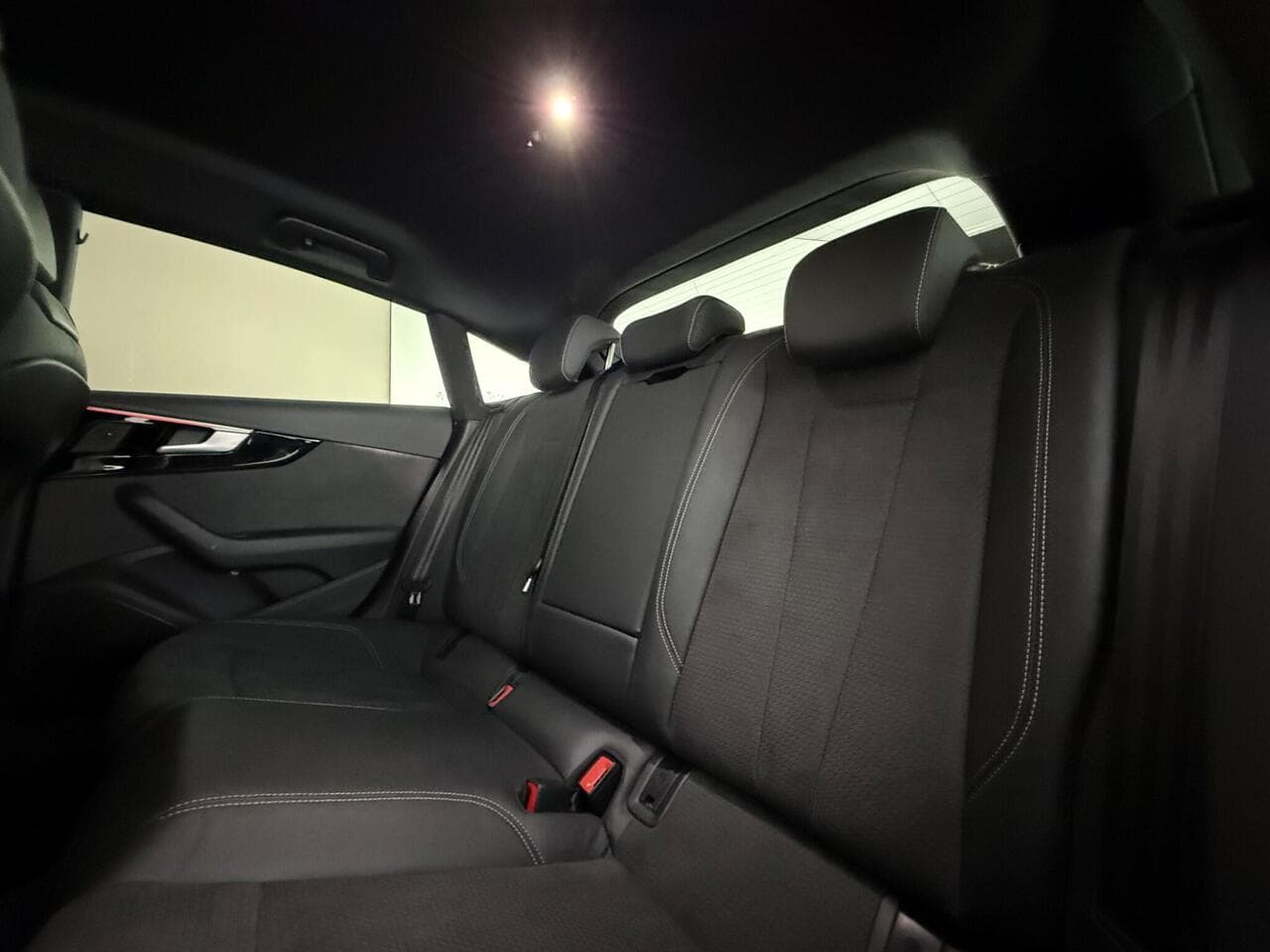 Audi A5 thumbnail Seats Rear