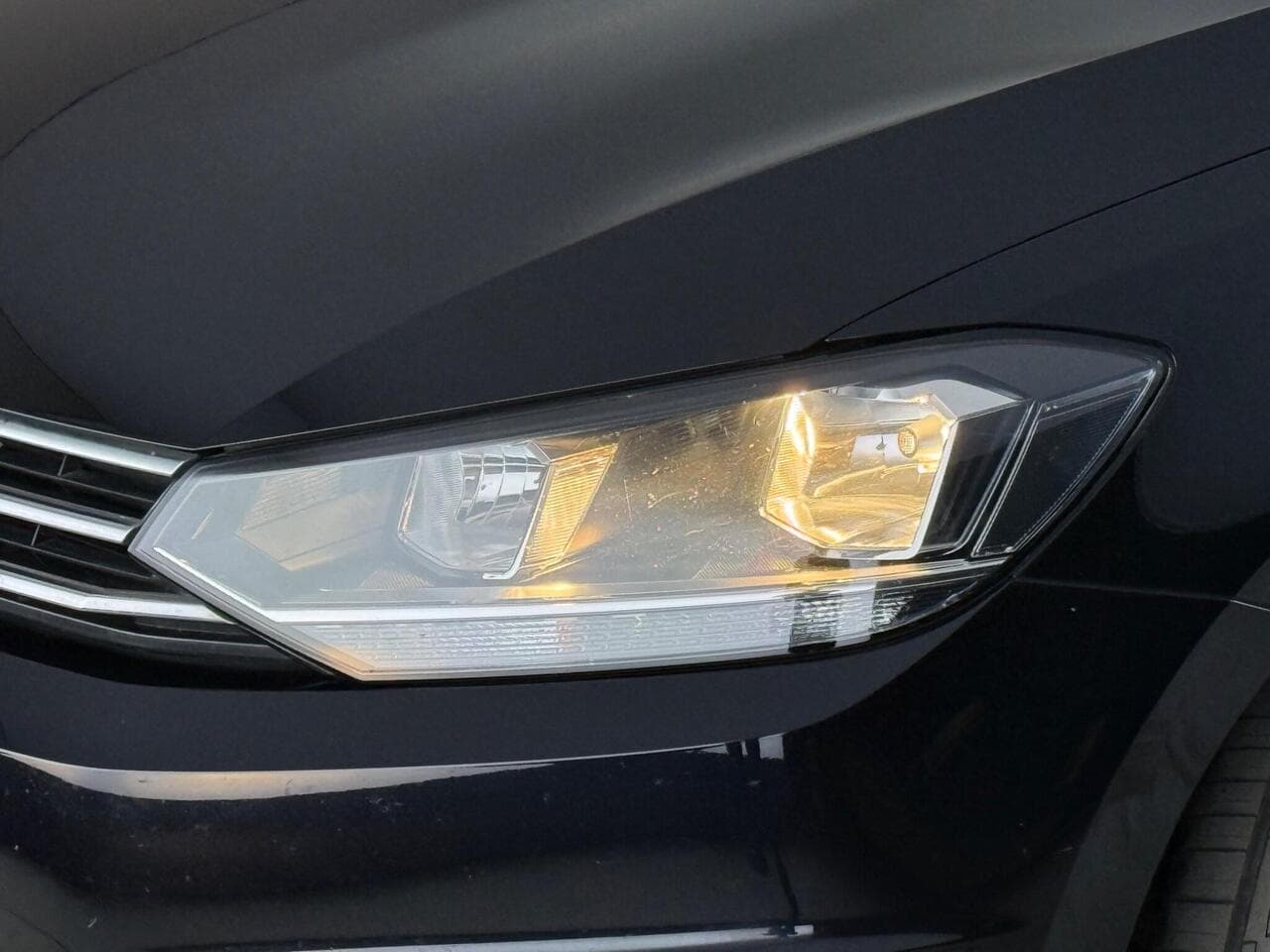 Volkswagen Touran thumbnail Inconclusive
