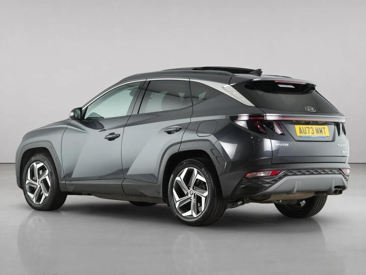 Hyundai TUCSON thumbnail Rear Left