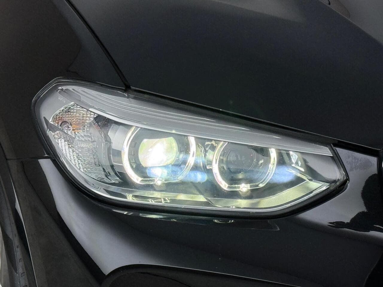BMW X3 thumbnail Lights Front