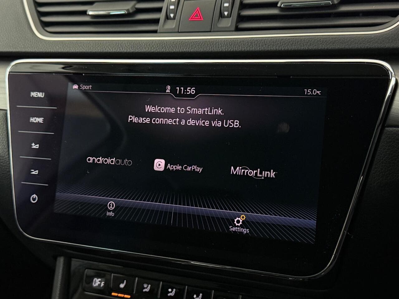 Skoda Superb thumbnail Infotainment System