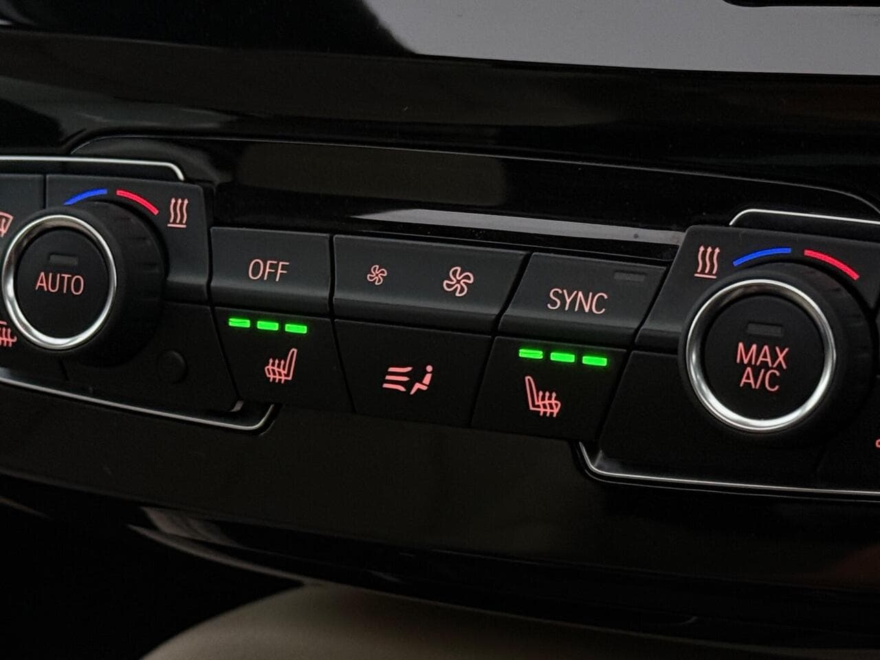 BMW X1 thumbnail Misc Controls