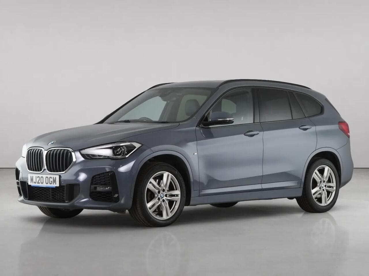 BMW X1 thumbnail Front Left