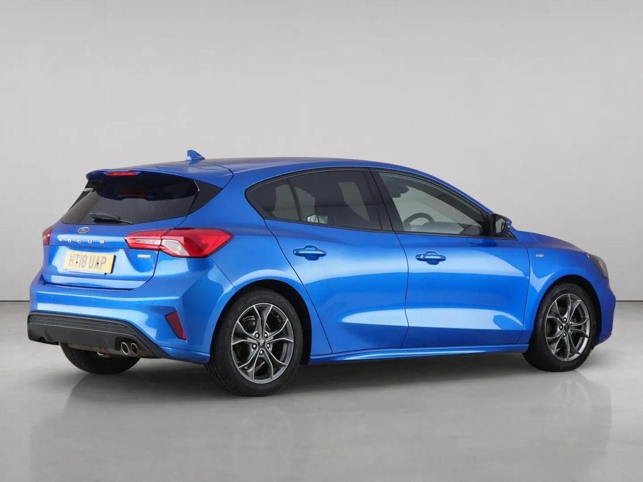 Ford Focus thumbnail Rear Right