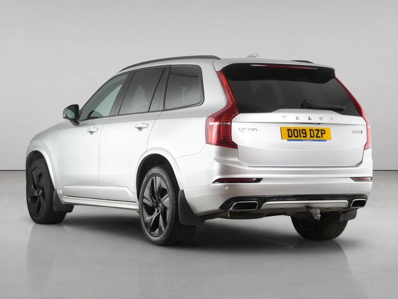 Volvo XC90 thumbnail Rear Left
