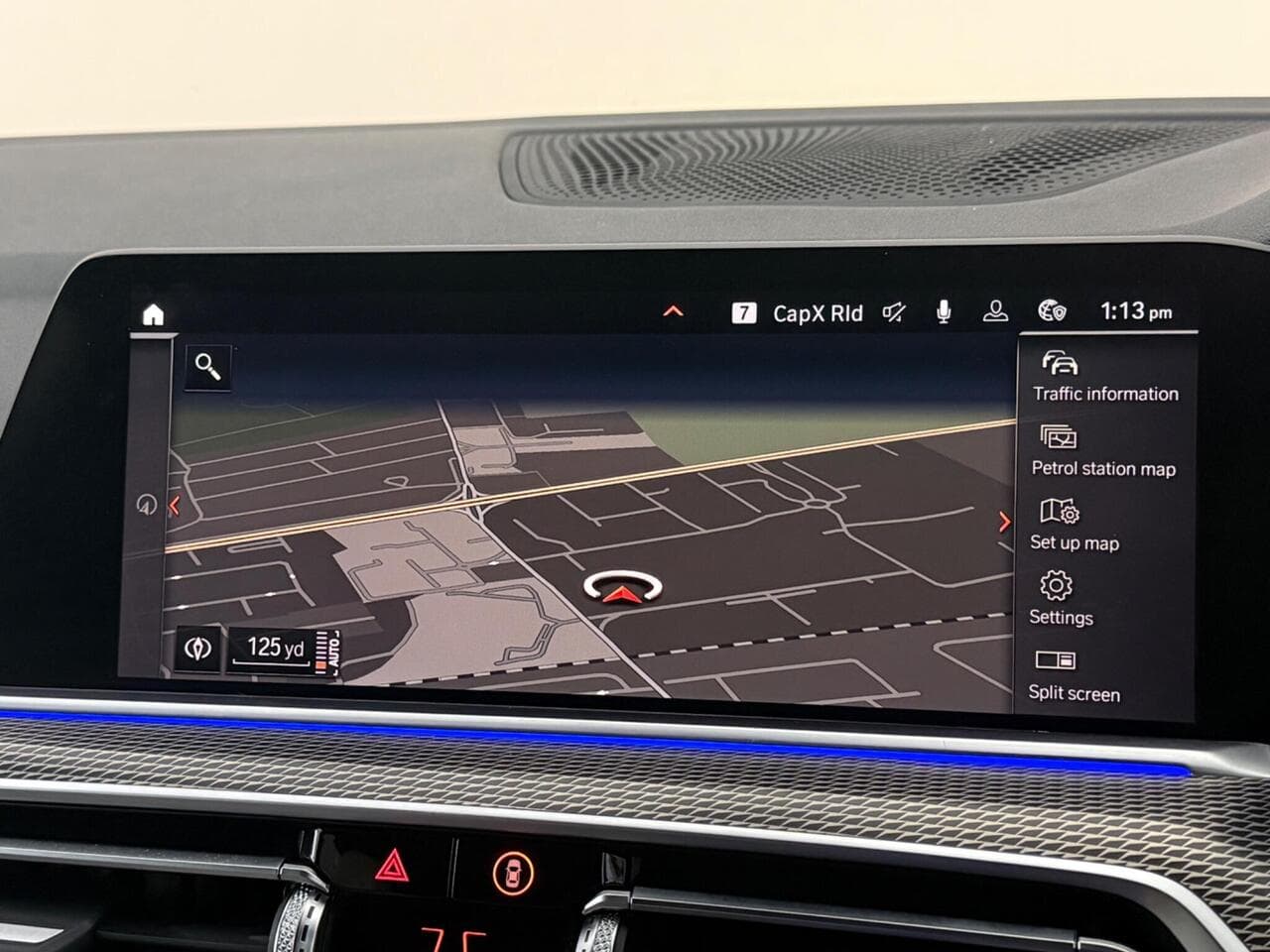 BMW X5 thumbnail Infotainment System