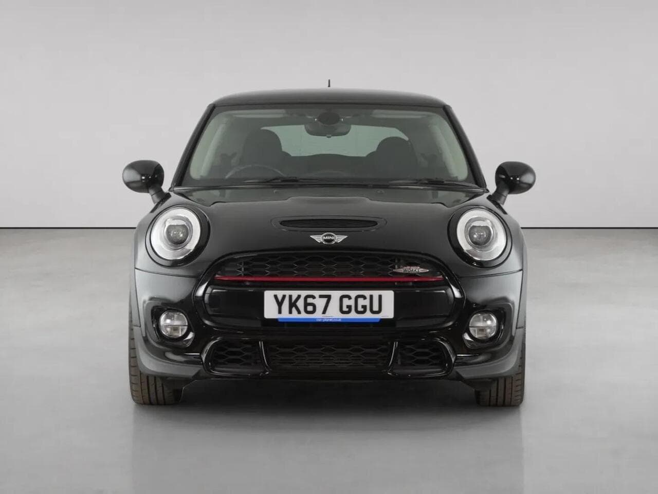 MINI Hatch thumbnail Front