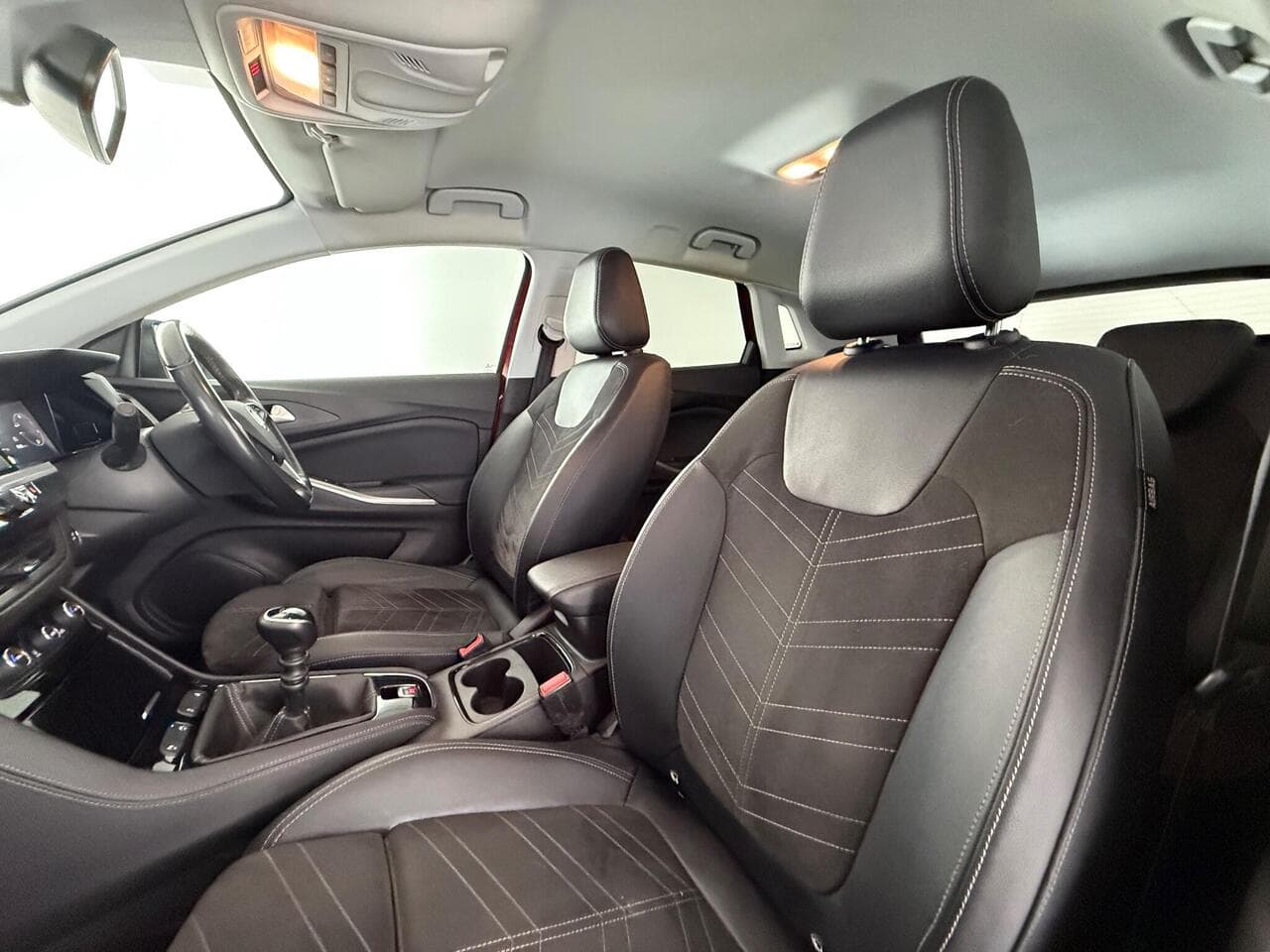 Vauxhall Grandland thumbnail Seat Front Passenger