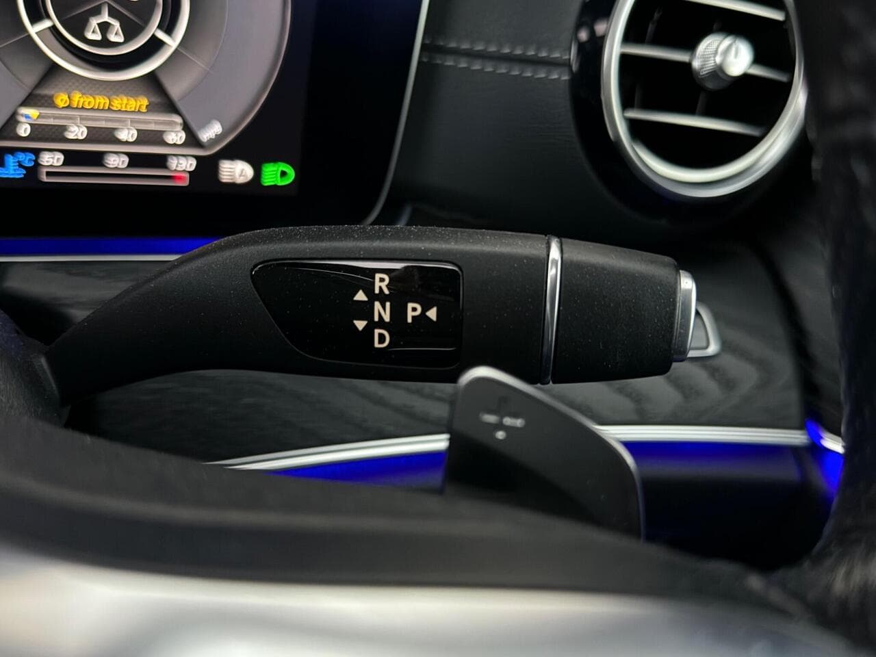 Mercedes-Benz E Class thumbnail Misc Controls