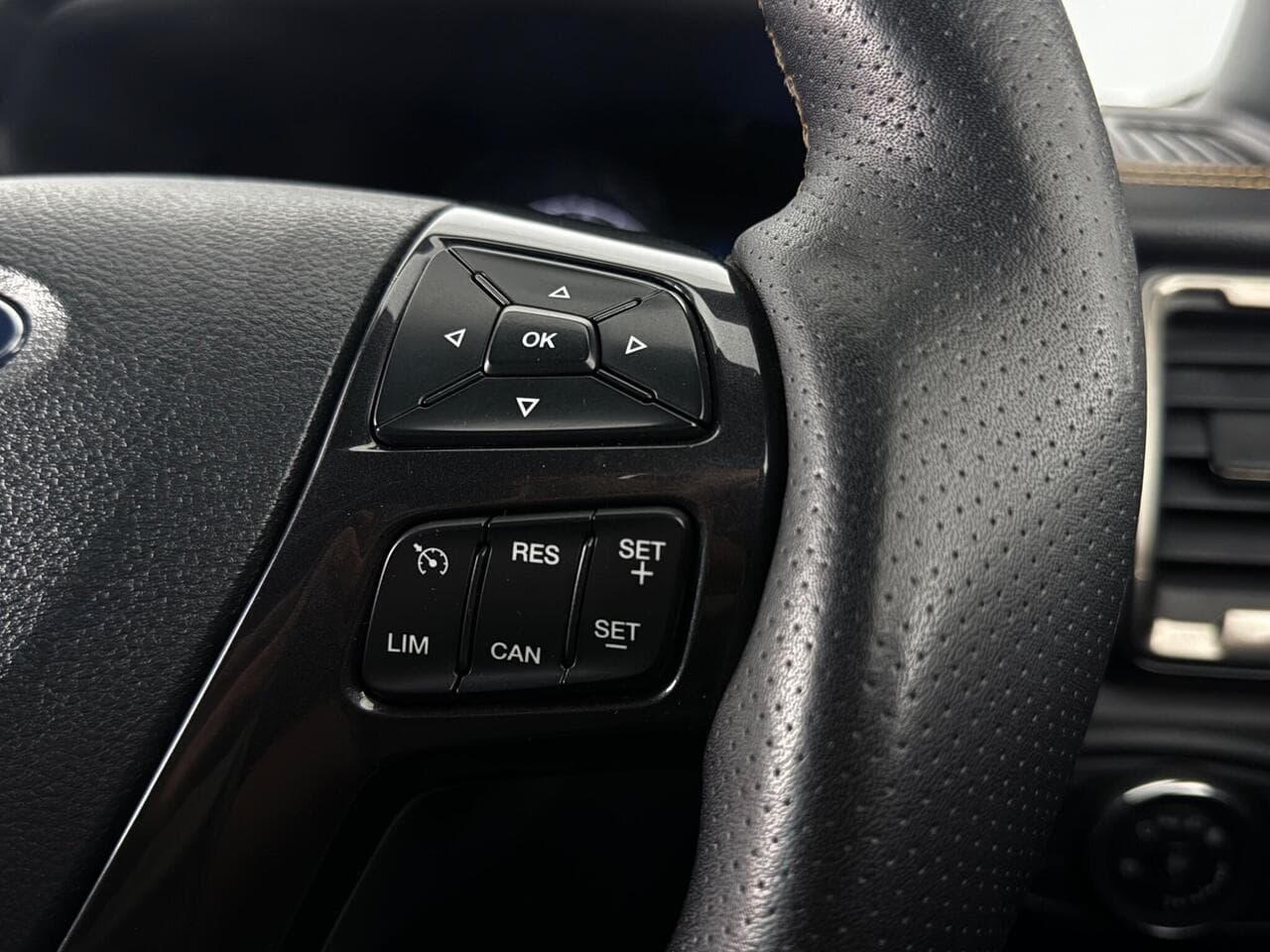 Ford Ranger thumbnail Misc Controls